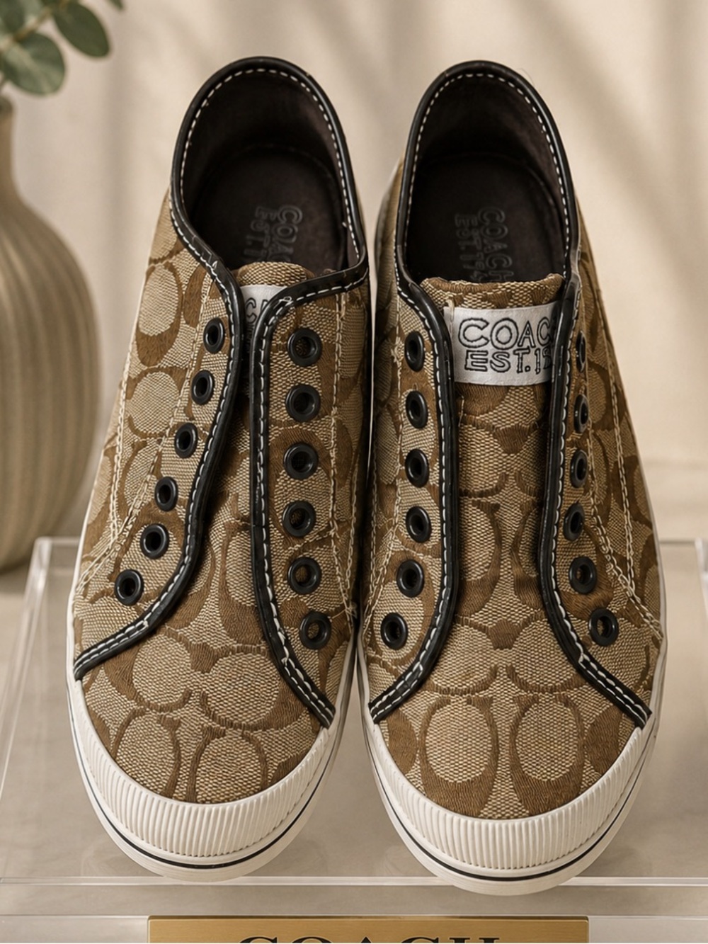 Coach poppy slip on laceless signature canvas sneakers women’s 7